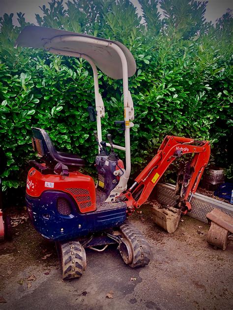 mini digger hire berkshire|small digger hire near me.